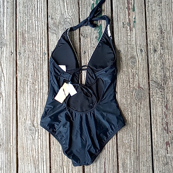 Black with white crochet medium coverage one piece - Picture 3 of 4